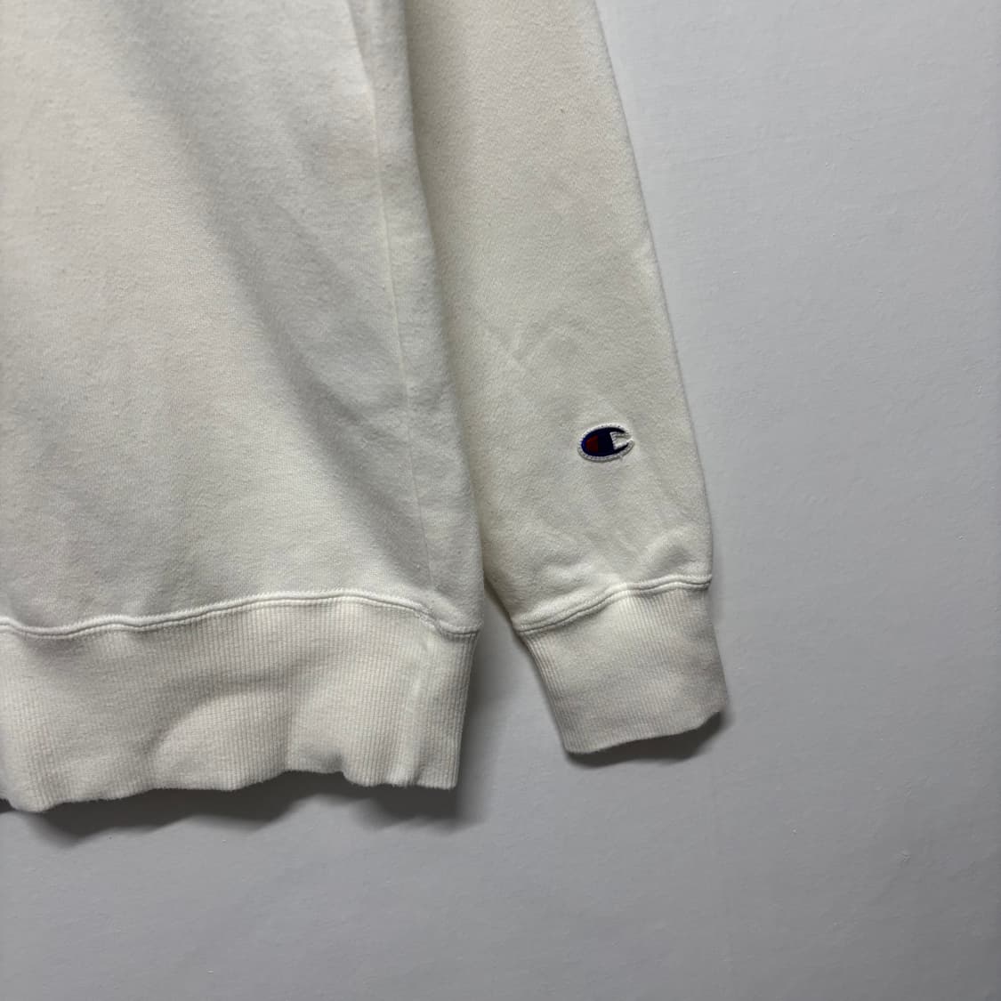 챔피온 아이보리 빅로고 맨투맨 상품이미지3