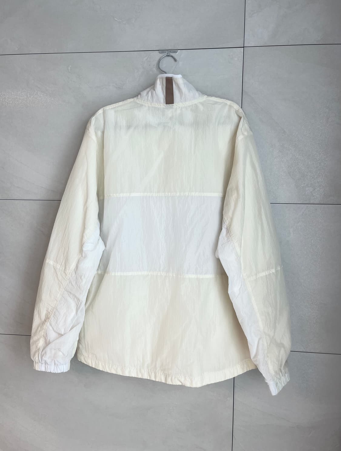 나이키 에어 우븐 라인드 바람막이 코코넛 밀크 [L] 상품이미지4