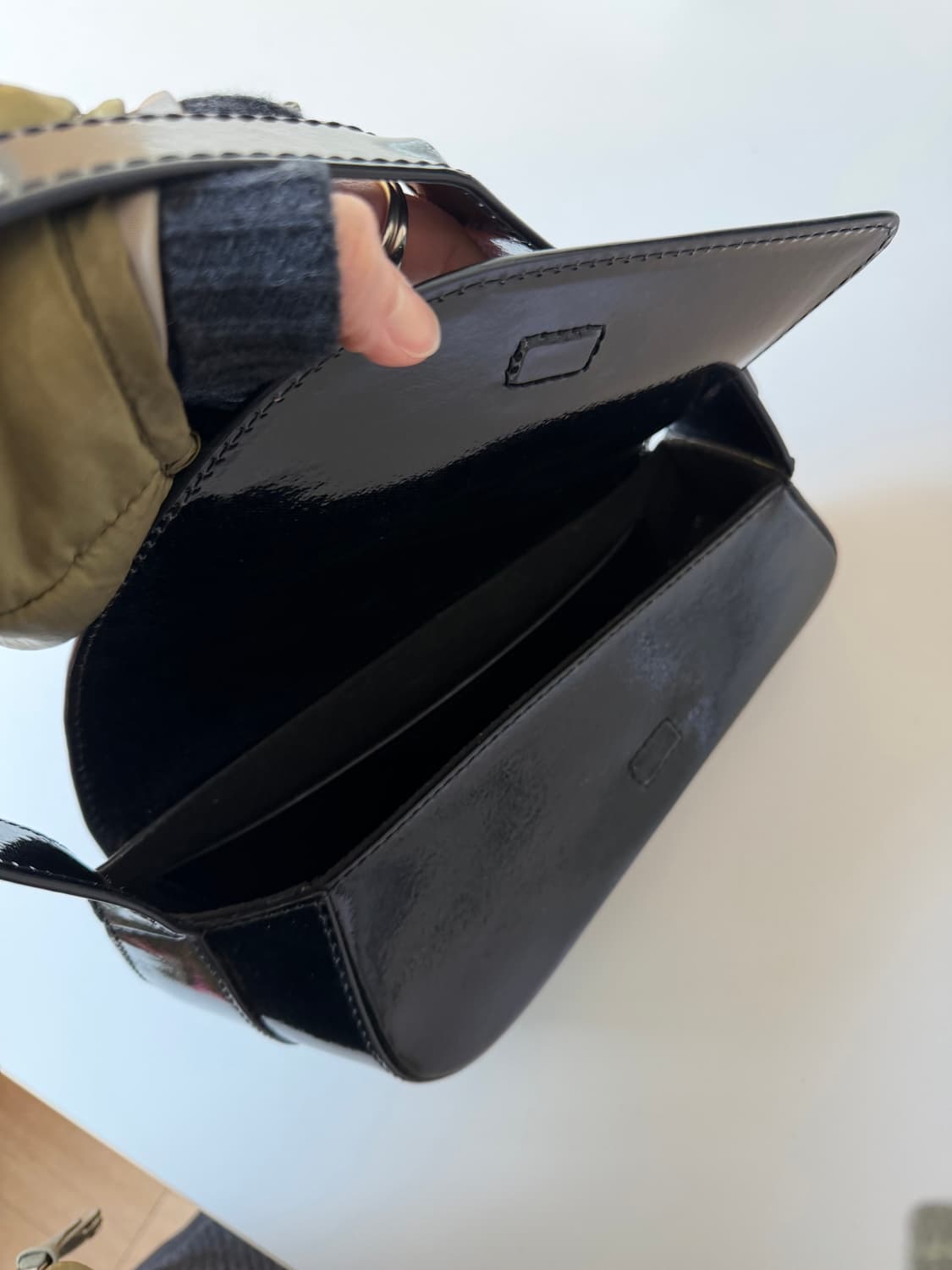 키코 코스타디노브 트리비아 백 유광 상품이미지6