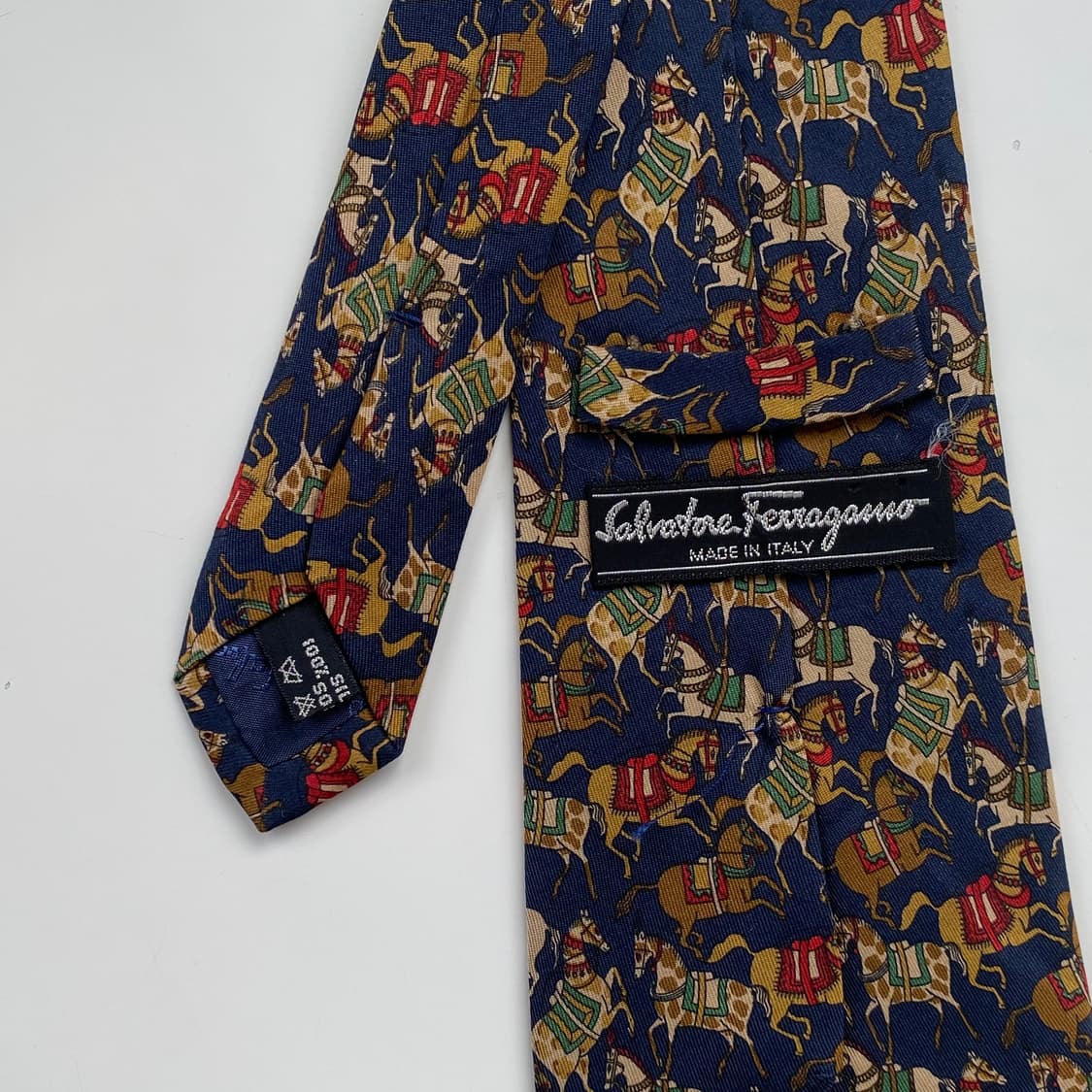 페레가모(Ferragamo) 명품 정품 넥타이 상품이미지5