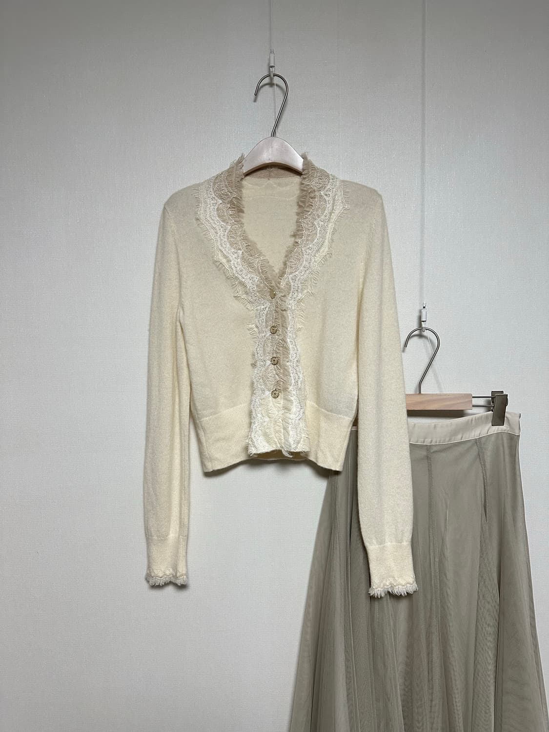 캐시미어100 레이스 가디건 상품이미지2