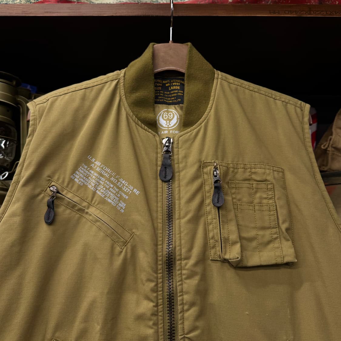 알파 인더스트리 밀리터리 멀티 포켓 항공 봄버 패딩 베스트  상품이미지3