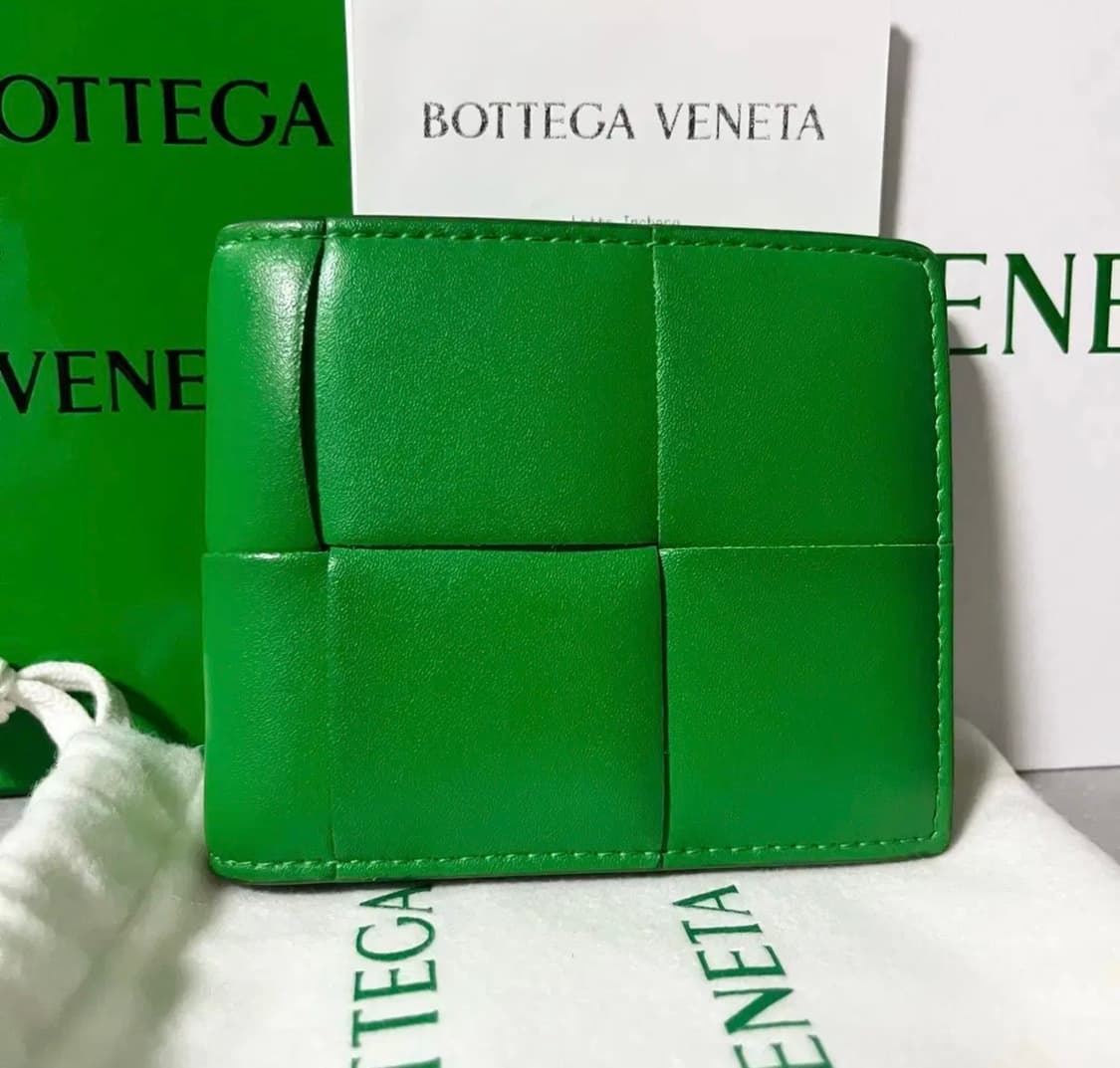 [정품/OS] 보테가배네타 맥시 반지갑  상품이미지1