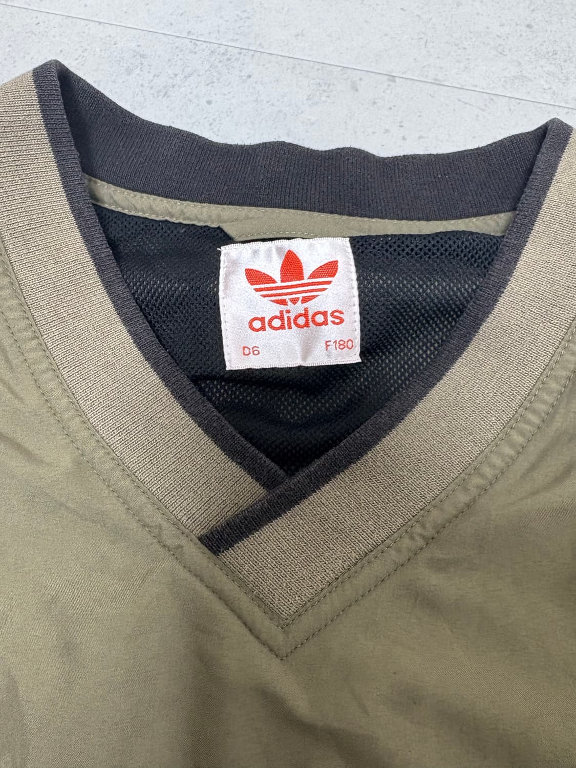 (유일매물) 아디다스 트레포일 빅로고 카키 웜업 상품이미지3