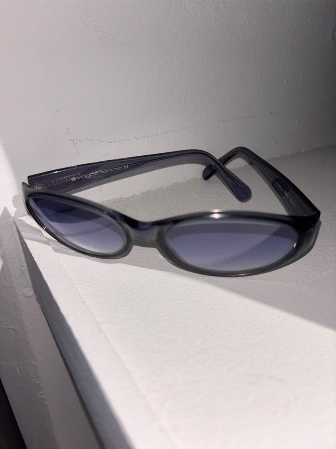 Vintage Vogue sunglasses 상품이미지1