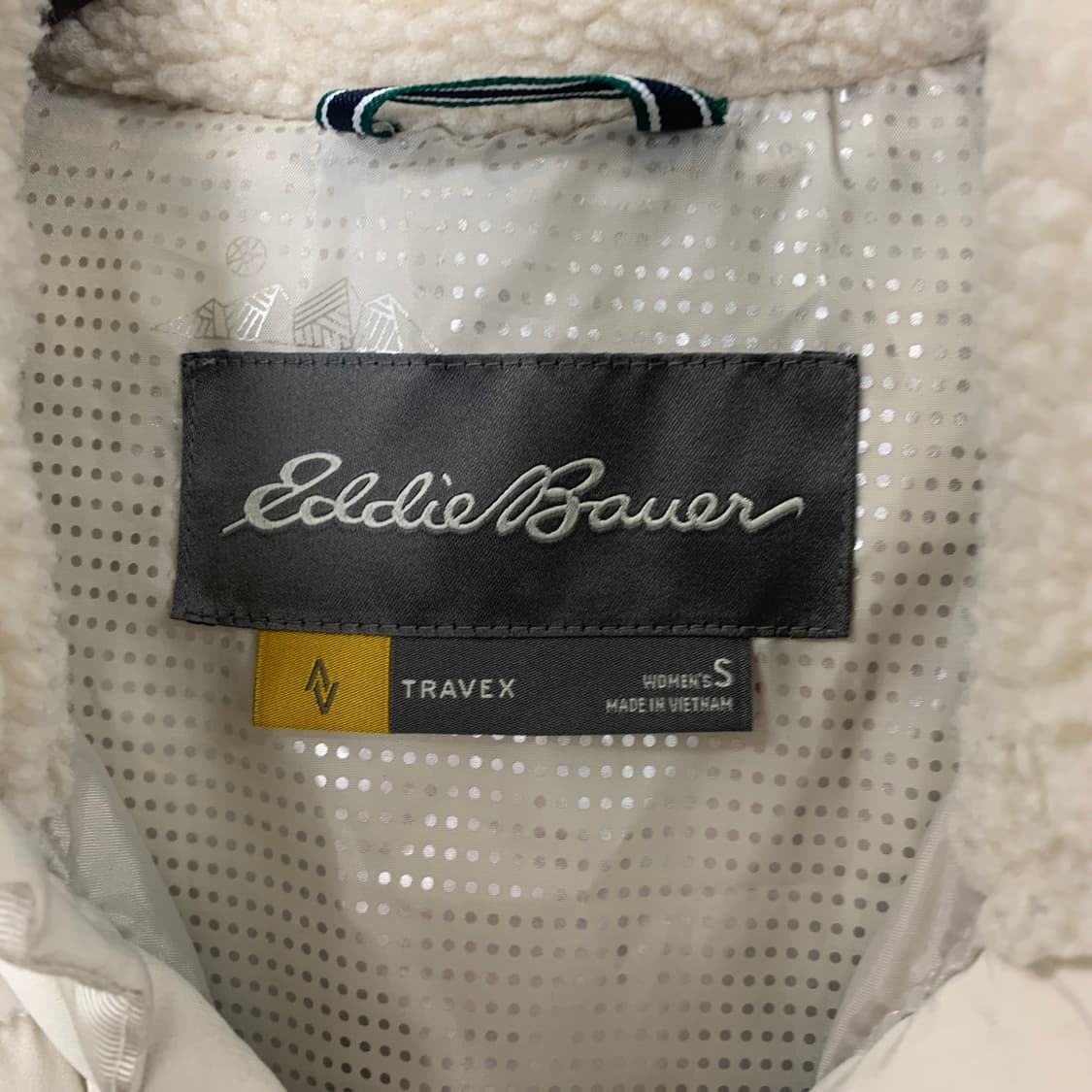 에디바우어 로고 아이보리 퀼팅 조끼패딩 상품이미지7