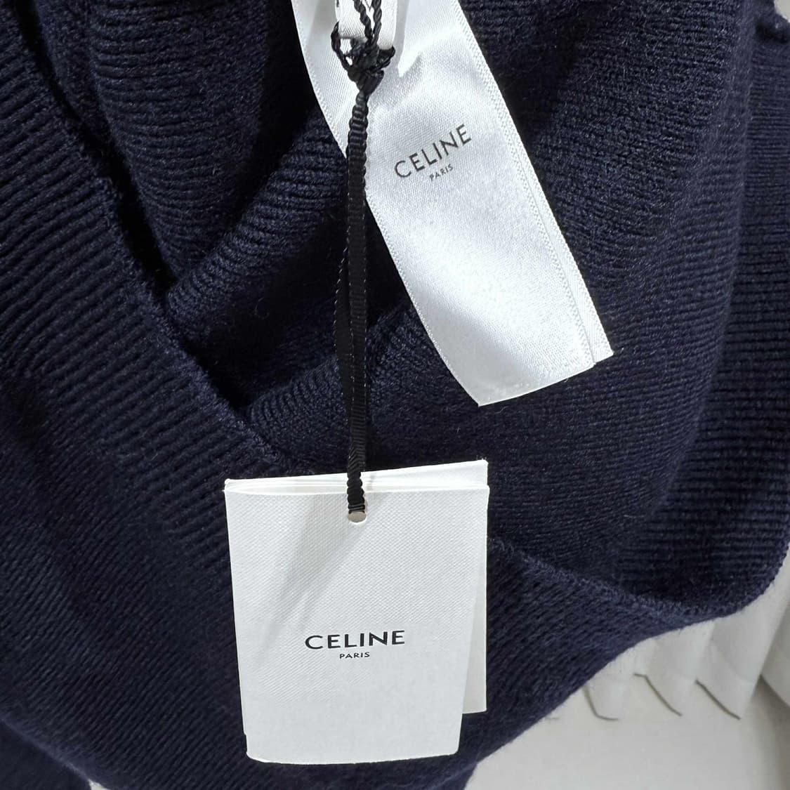 M / 셀린느 컬리지 로고 울 브이넥 가디건 / 미사용 상품이미지6