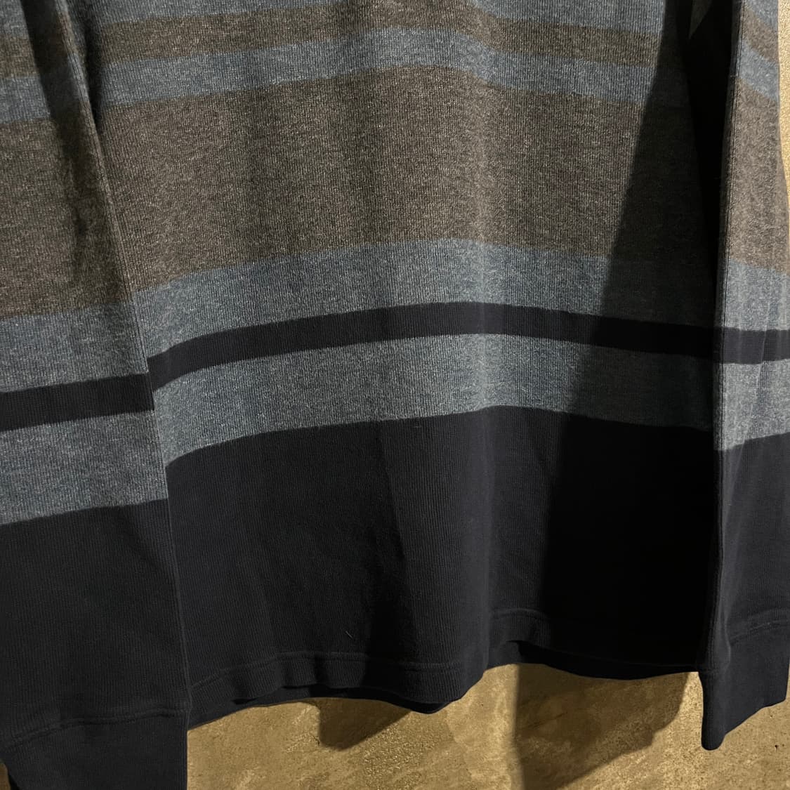 헤지스 반집업 니트 상품이미지3