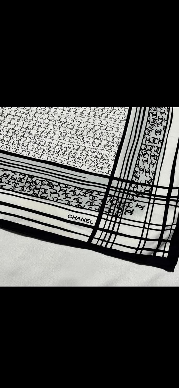 샤넬 더블C 패턴 스카프 상품이미지1