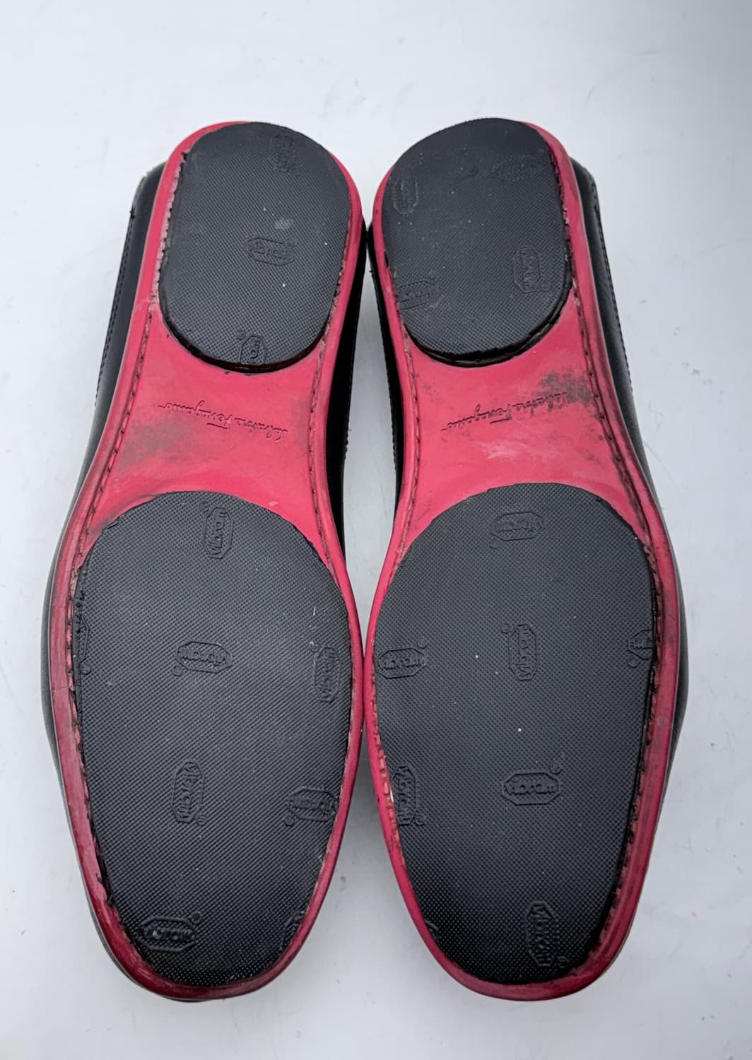 정품)페라가모250 상품이미지9