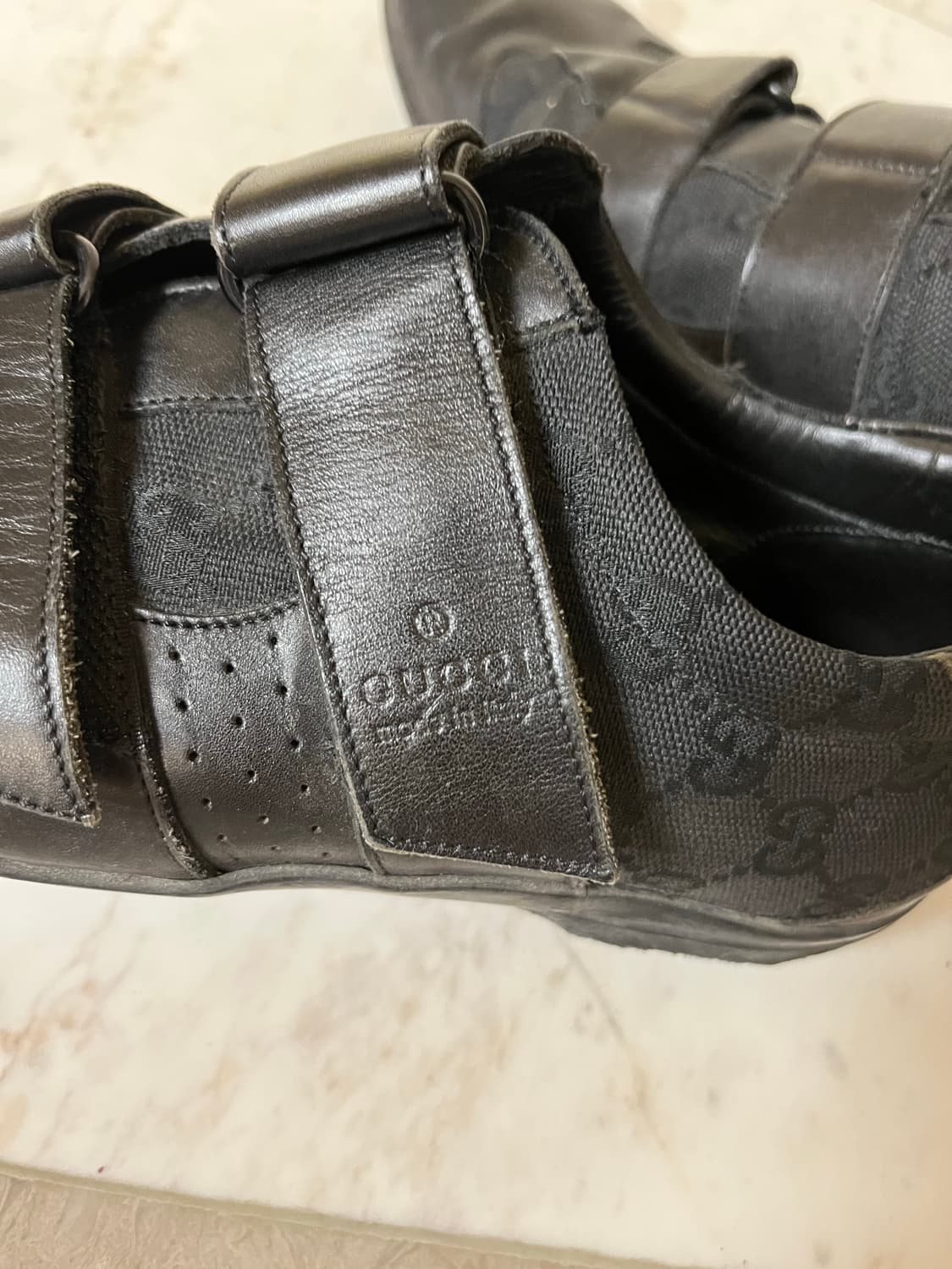 구찌 모노그램 벨크로 슈즈 상품이미지4