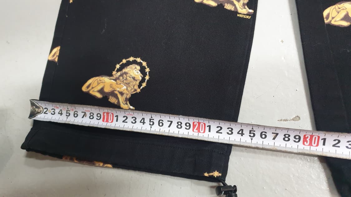 WKNDRS 사자 패턴 바지 L 상품이미지5