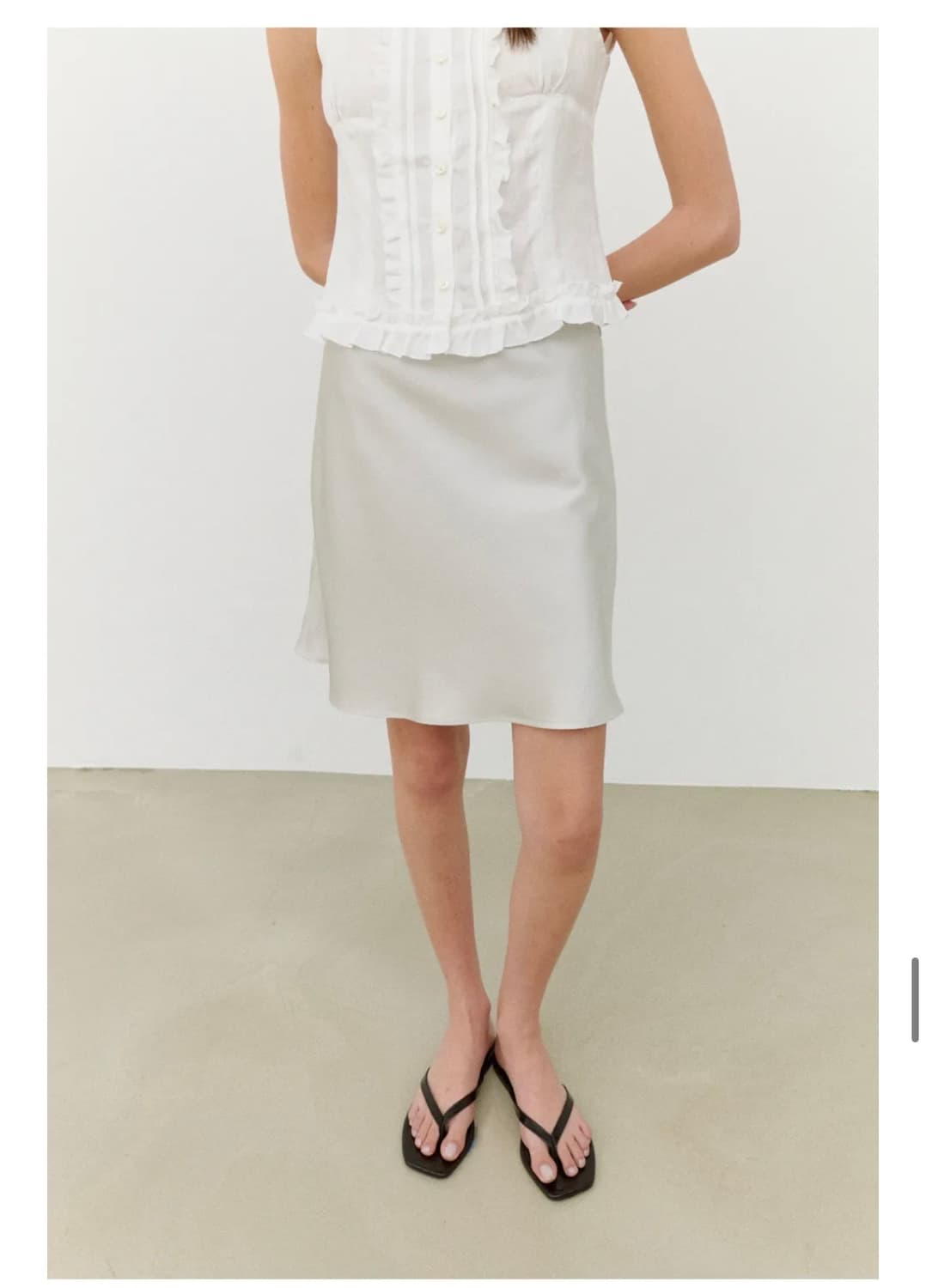 Lo61 fiora satin skirt (새상품) 상품이미지3