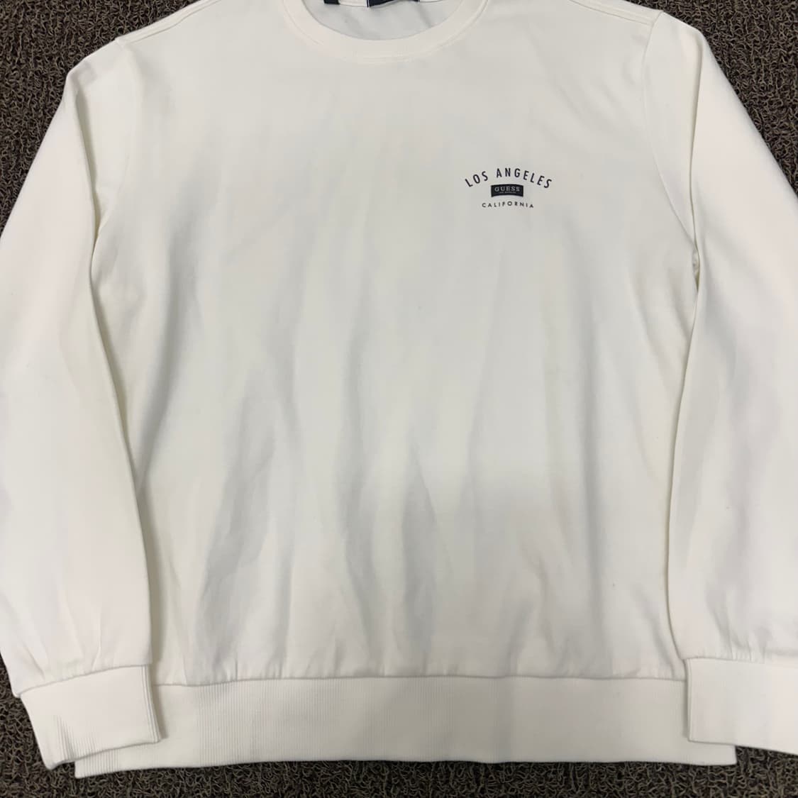 GUESS 게스 맨투맨 화이트 105(XL) 상품이미지3