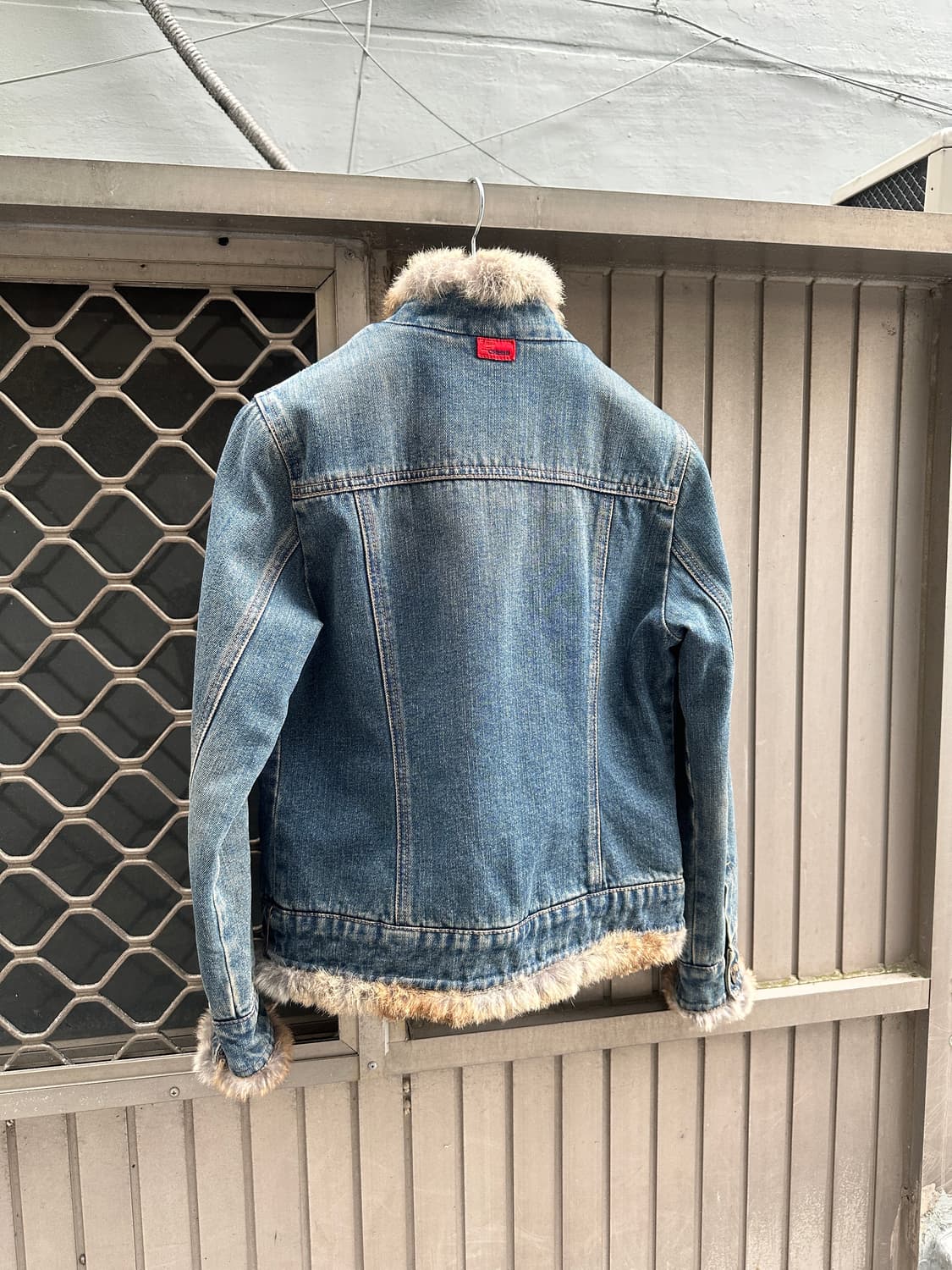 G2B2 denim rabbit fur trimming jacket 상품이미지5