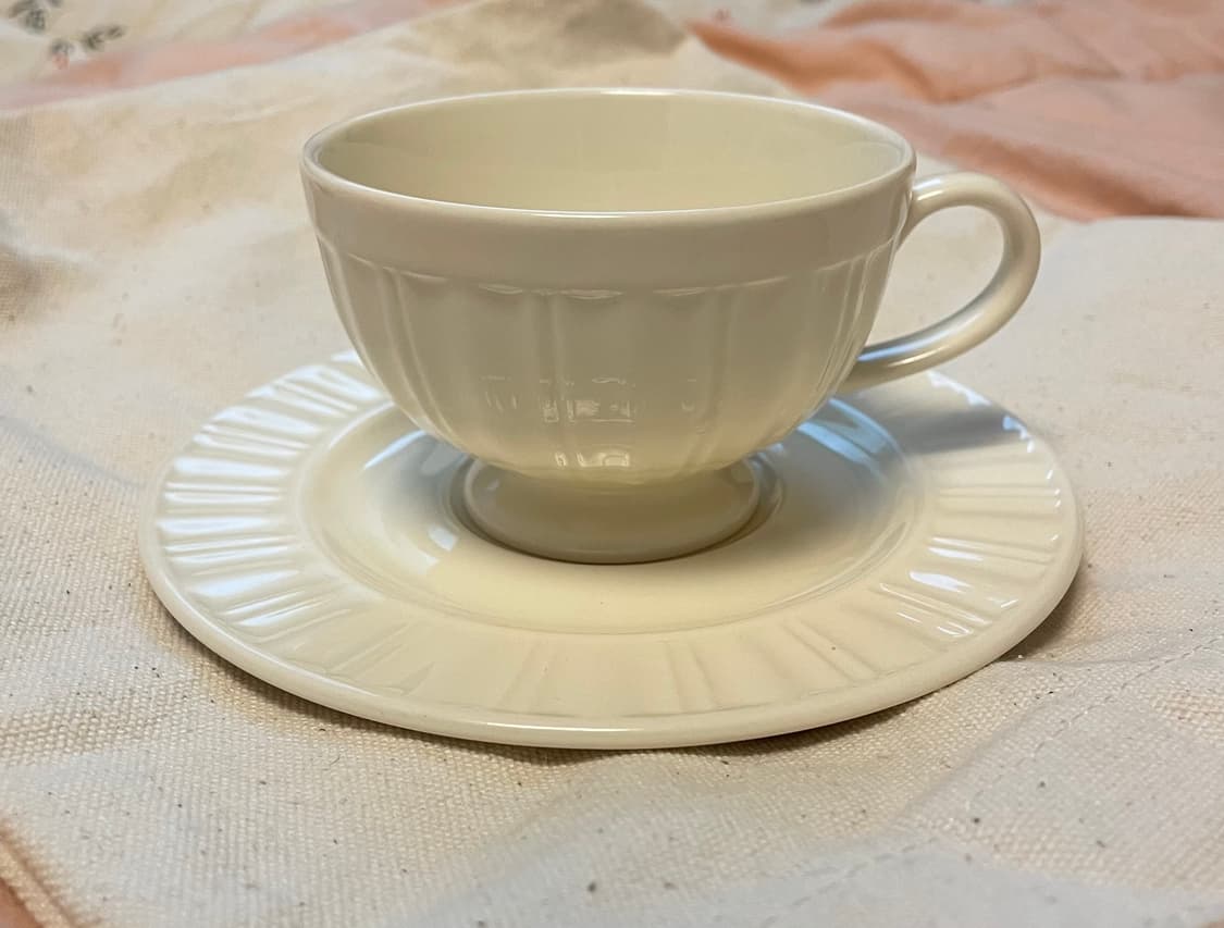 프리미엄 화이트 포슬린 양각음각 커피잔 찻잔 아스티에풍 상품이미지1