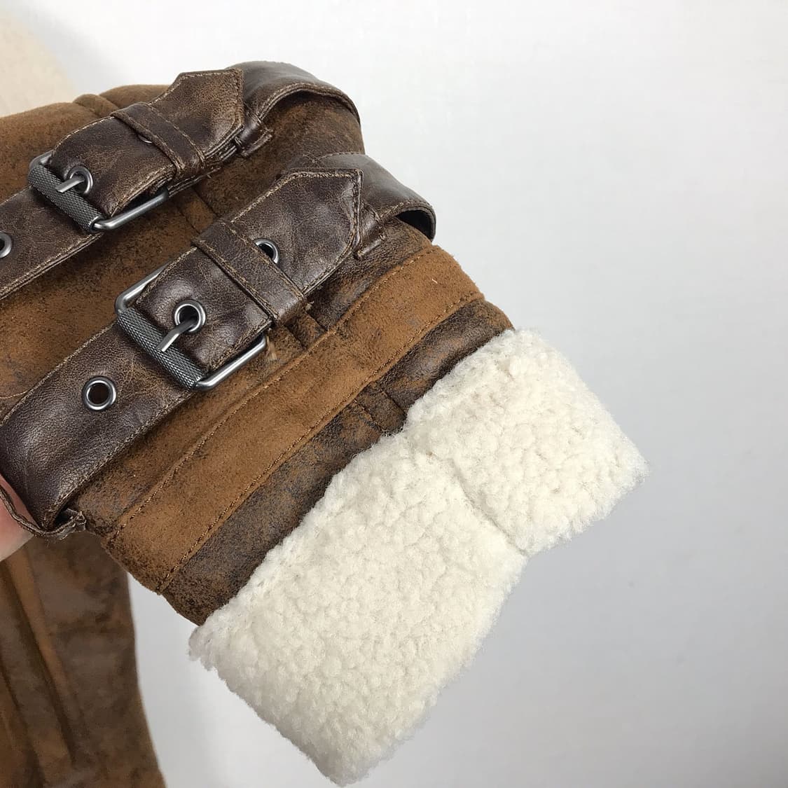 자라 ZARA 무스탕 점퍼 남성L 상품이미지3