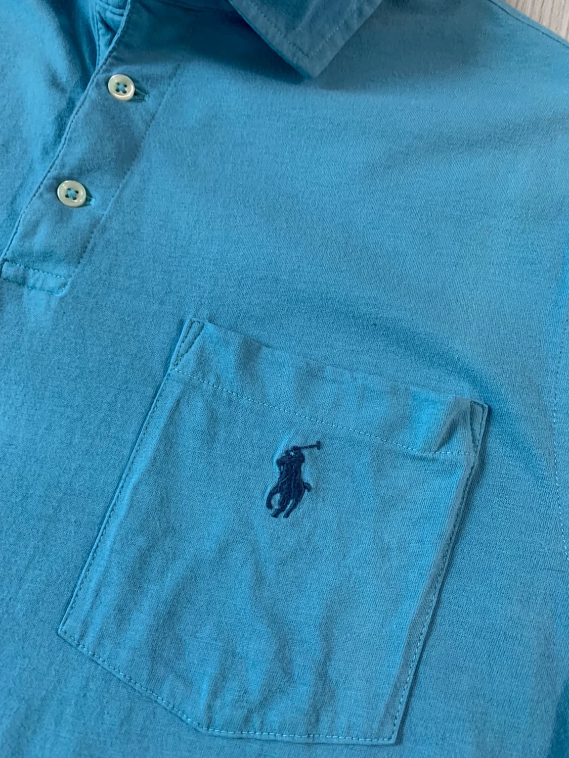 폴로 랄프로렌 클래식 핏 가먼트 다이 포켓 폴로 셔츠 상품이미지2