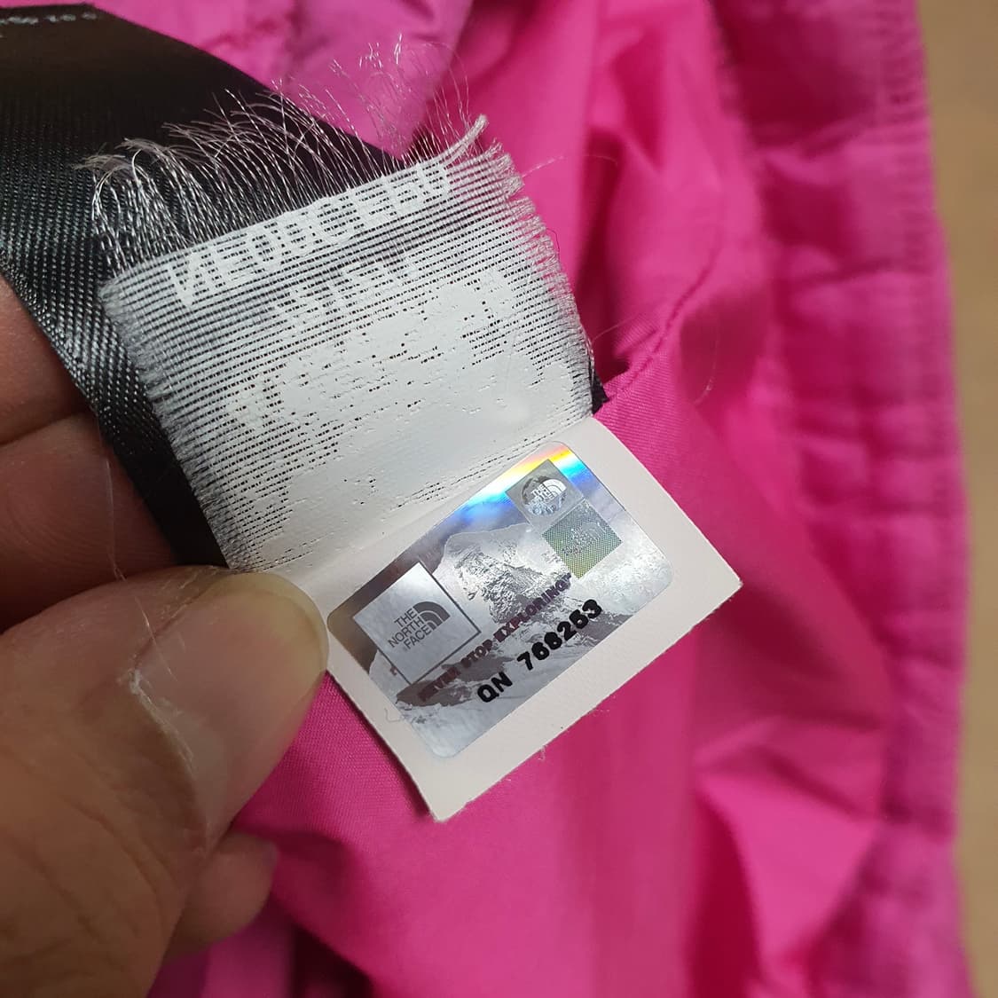 ✨ (바배) 노스페이스 우먼스 경량 패딩  상품이미지4