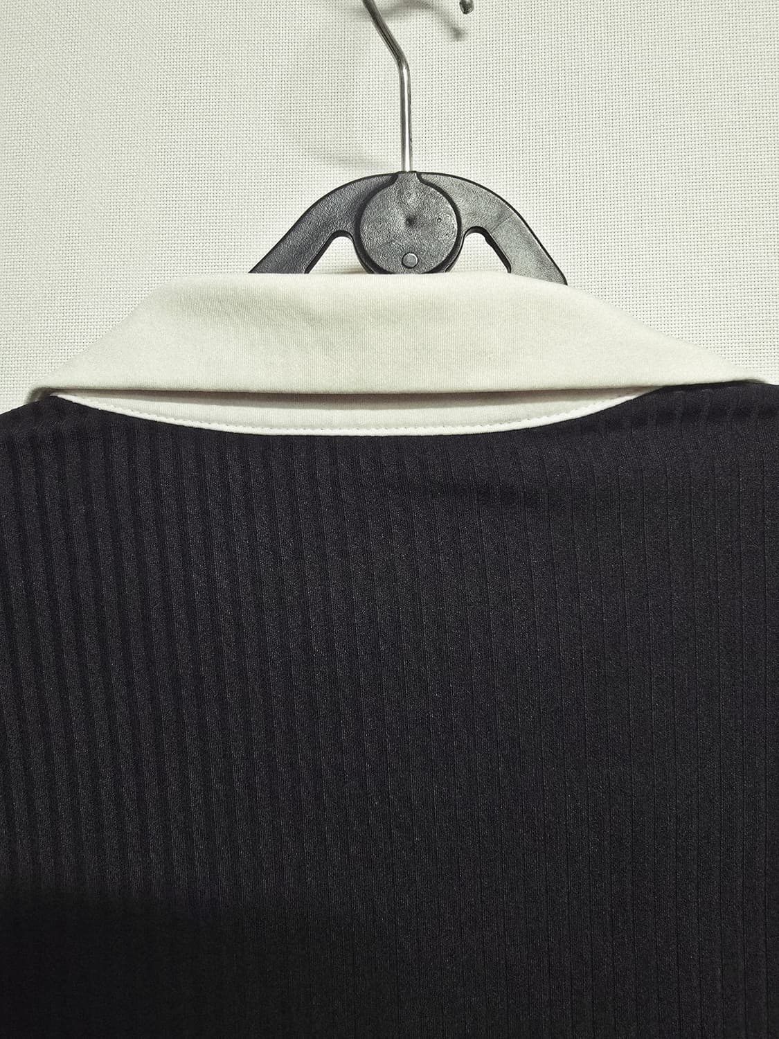 겔러웨이 블랙  니트 카라 티셔츠95 상품이미지6