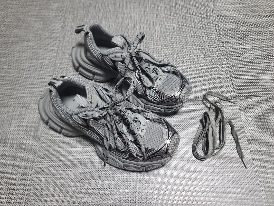발렌시아가 그레이 블랙 3xl 41 스니커즈 상품이미지1