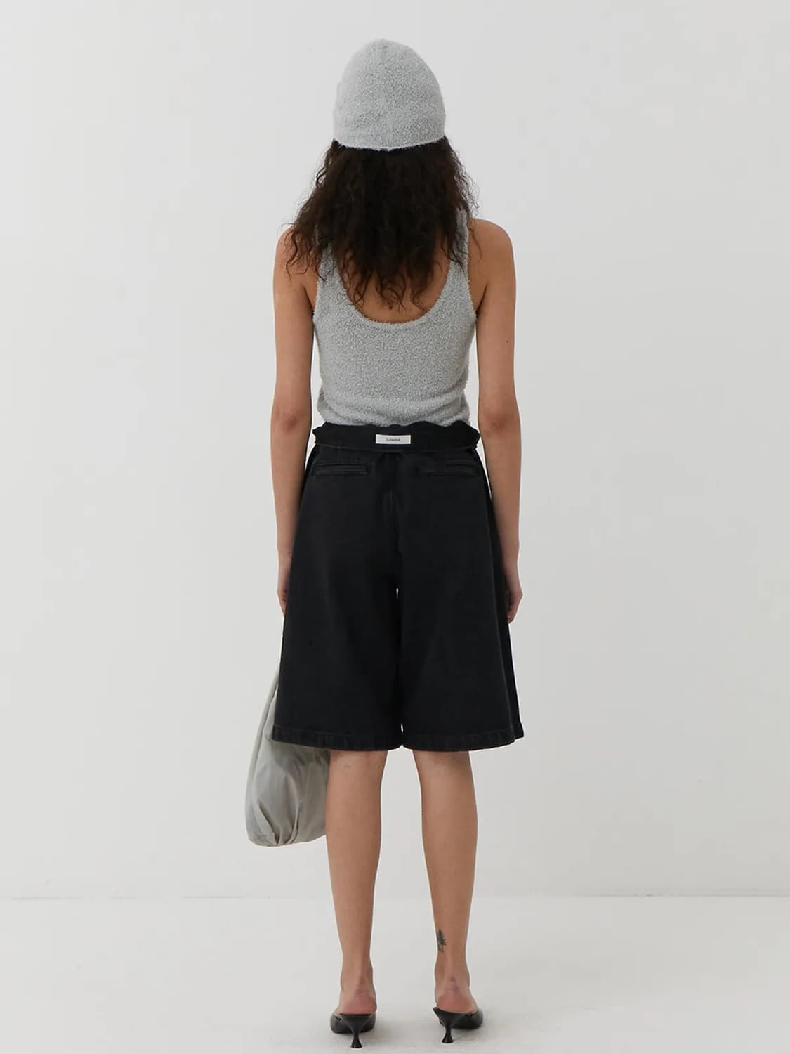 아모멘토 반바지 판매합니다 상품이미지3