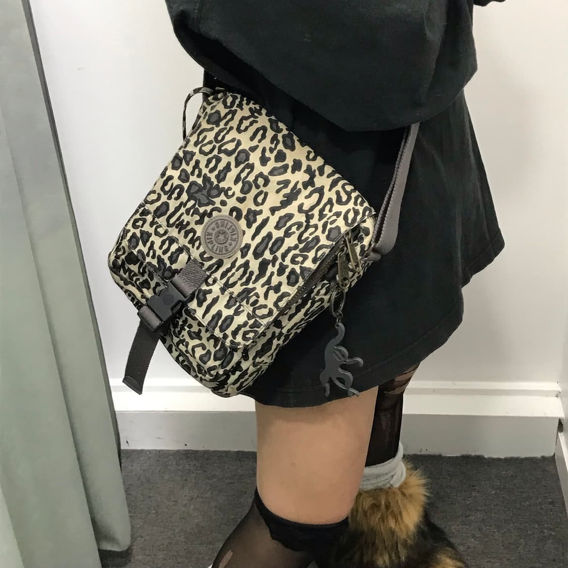 키플링 레오파드 호피 크로스백 상품이미지1