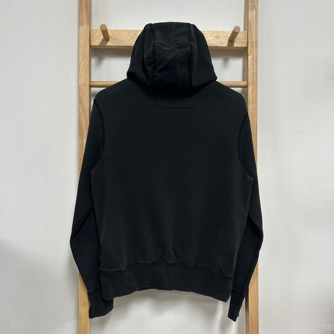 갭 아치로고 후드집업 블랙 상품이미지4