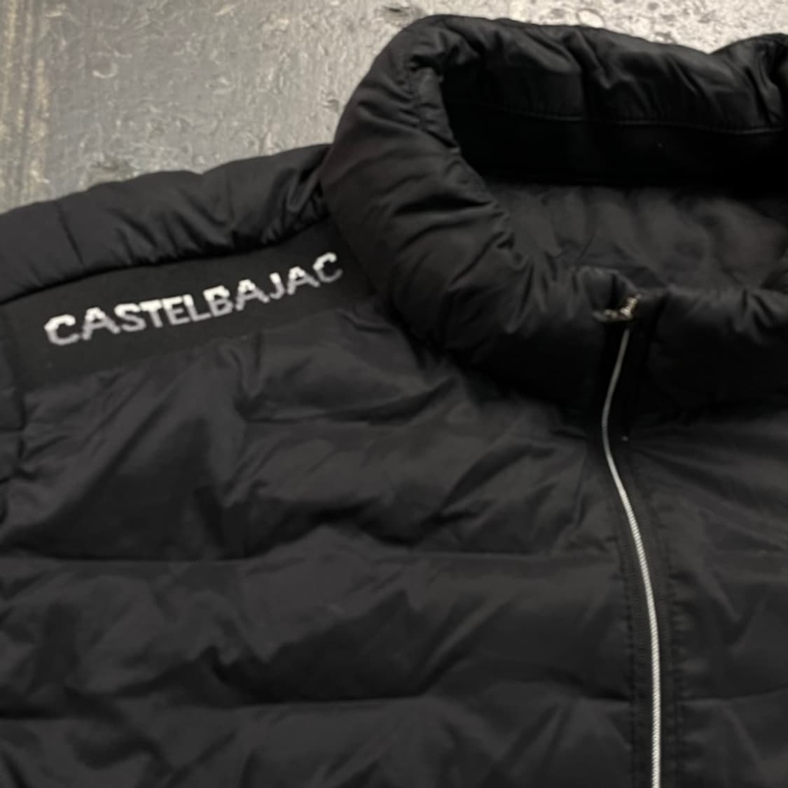 100 까스텔바작 경량패딩 상품이미지3