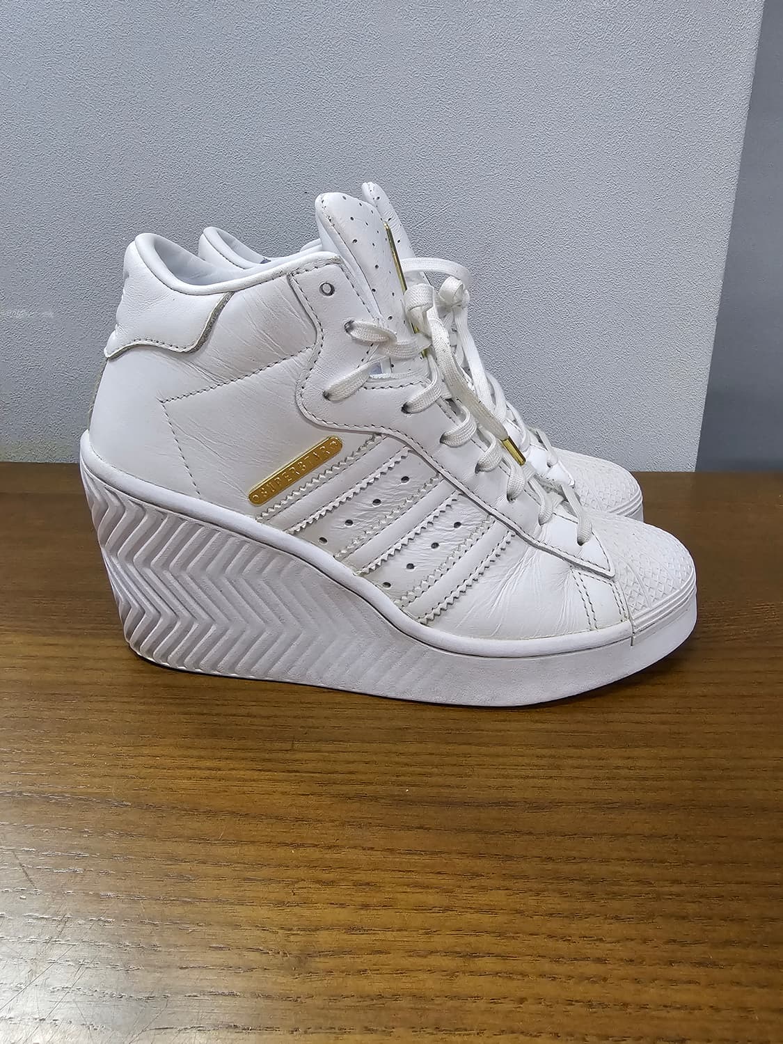 아디다스 슈퍼스타 얼루어 하이탑 상품이미지1