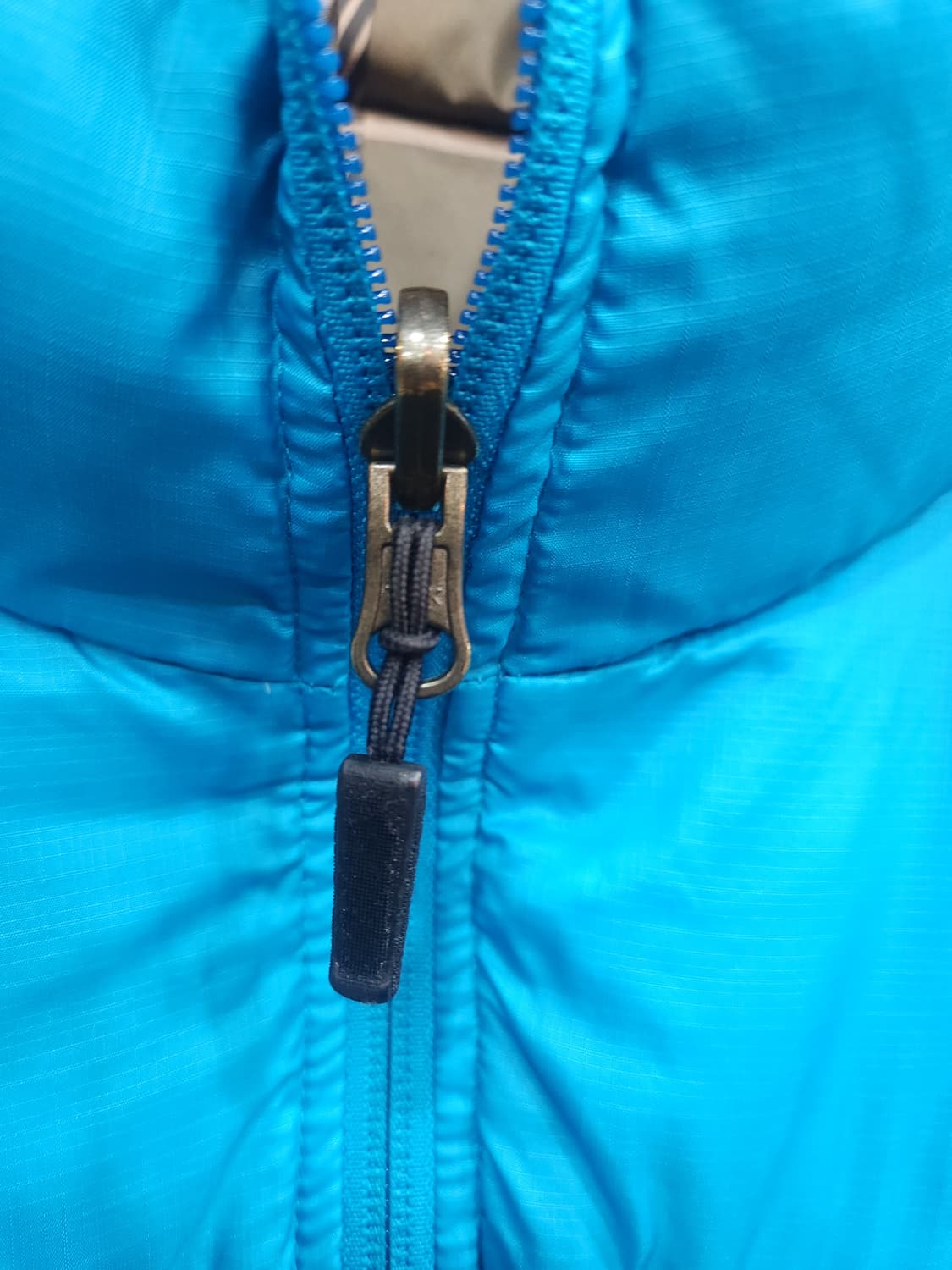 나이키 리버시블 오리털 패딩 점퍼
​
 상품이미지5