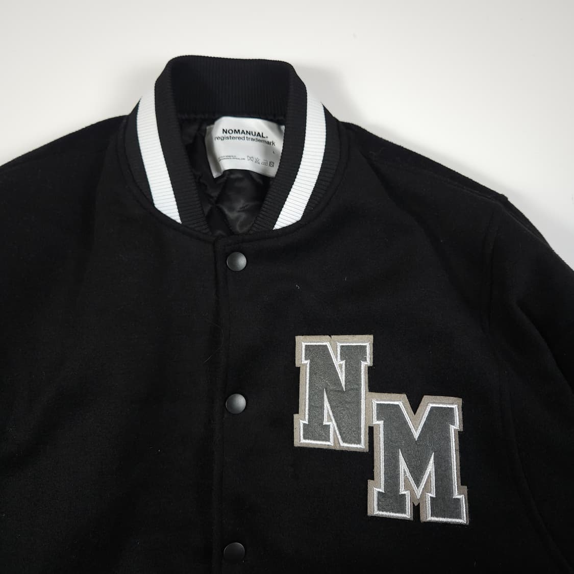 노매뉴얼 빅로고 바시티 자켓  상품이미지2