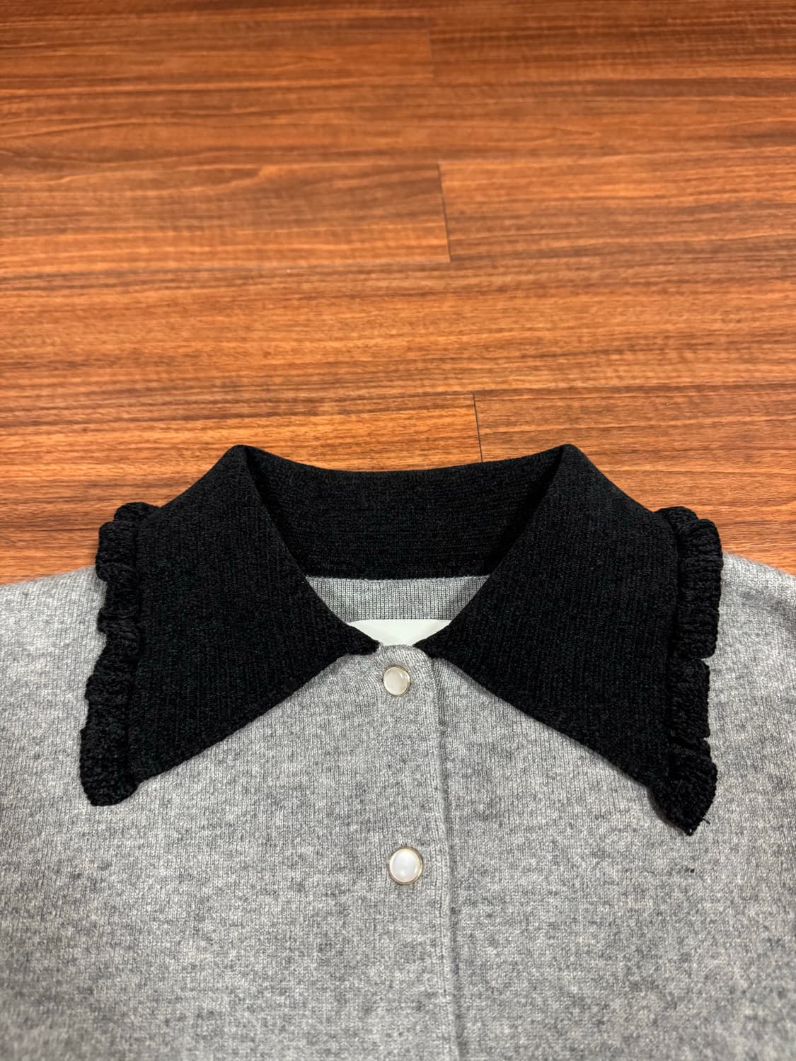 산드로 프릴 카라 가디건 새상품 상품이미지6