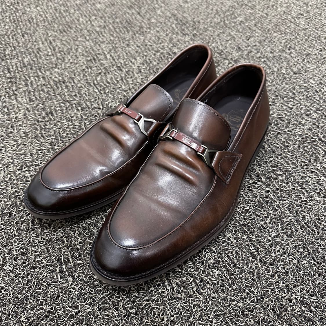 TANDY 텐디 남성 정장 구두 로퍼 브라운 260 상품이미지1
