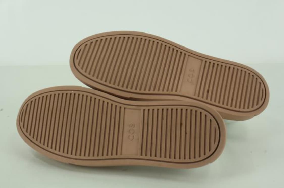 코스 스니커즈 상품이미지4