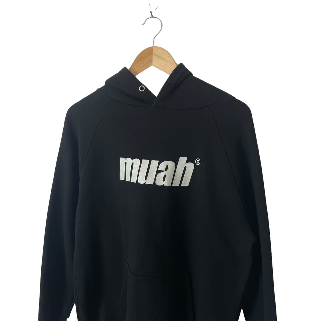 muahmuah 블랙 muah 빅로고 후드티 상품이미지3