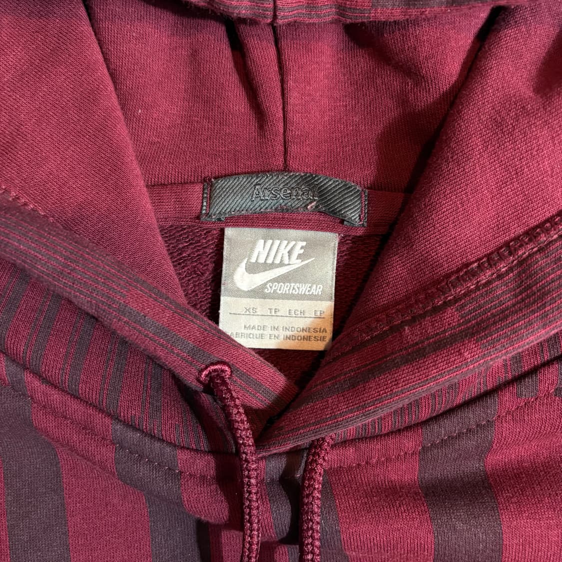 나이키 아스날 버건디 스프라이트 후드티 상품이미지4