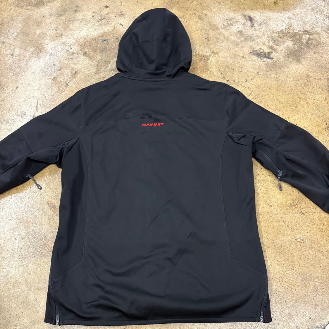 [정품/L] 마무트 소프트쉘 윈드스토퍼 후드 자켓 b10 상품이미지4