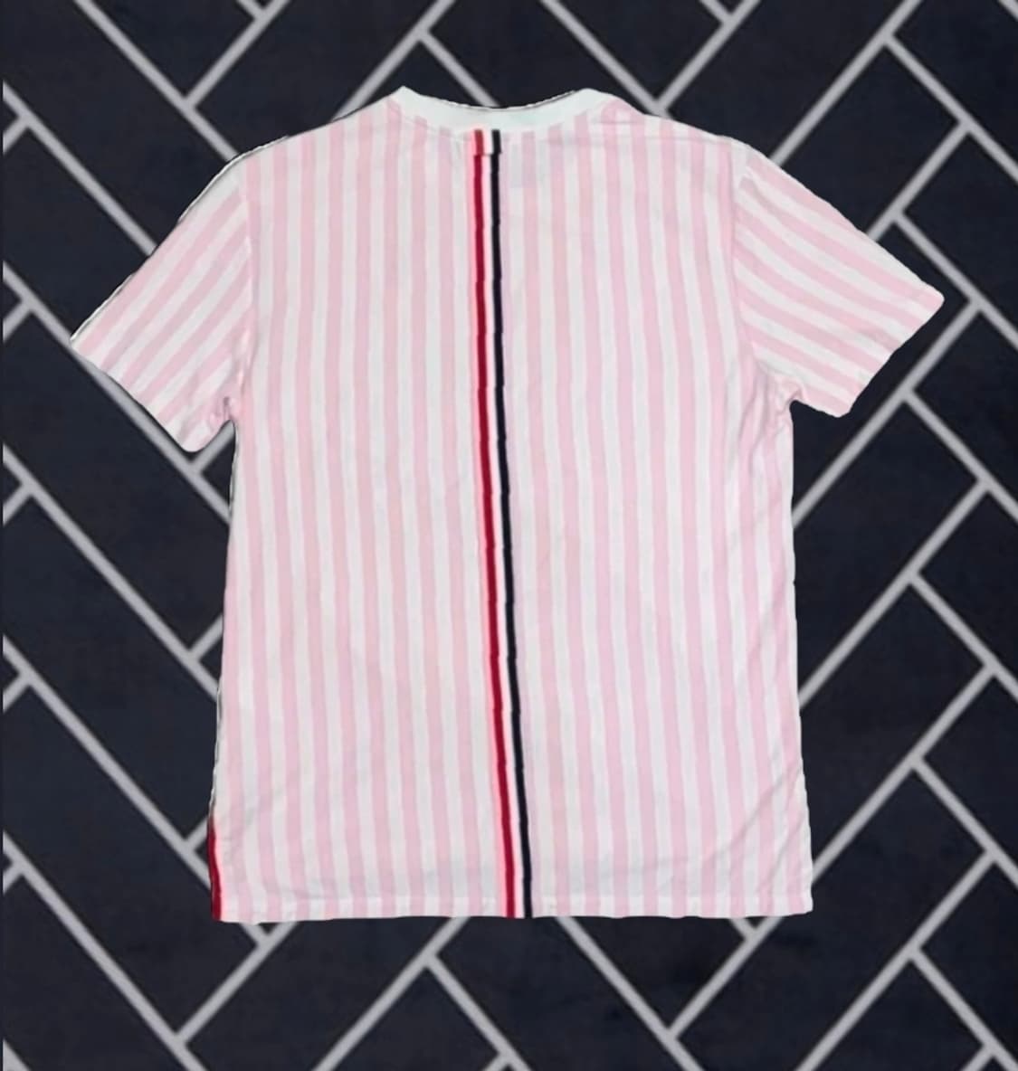 톰브라운 스트라이프 삼선 반팔티 상품이미지2