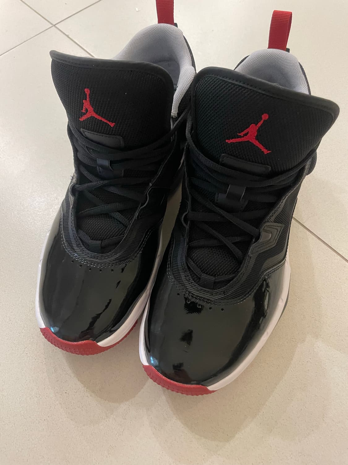 조던 11 CMFT 로우 브레드 2023 상품이미지1