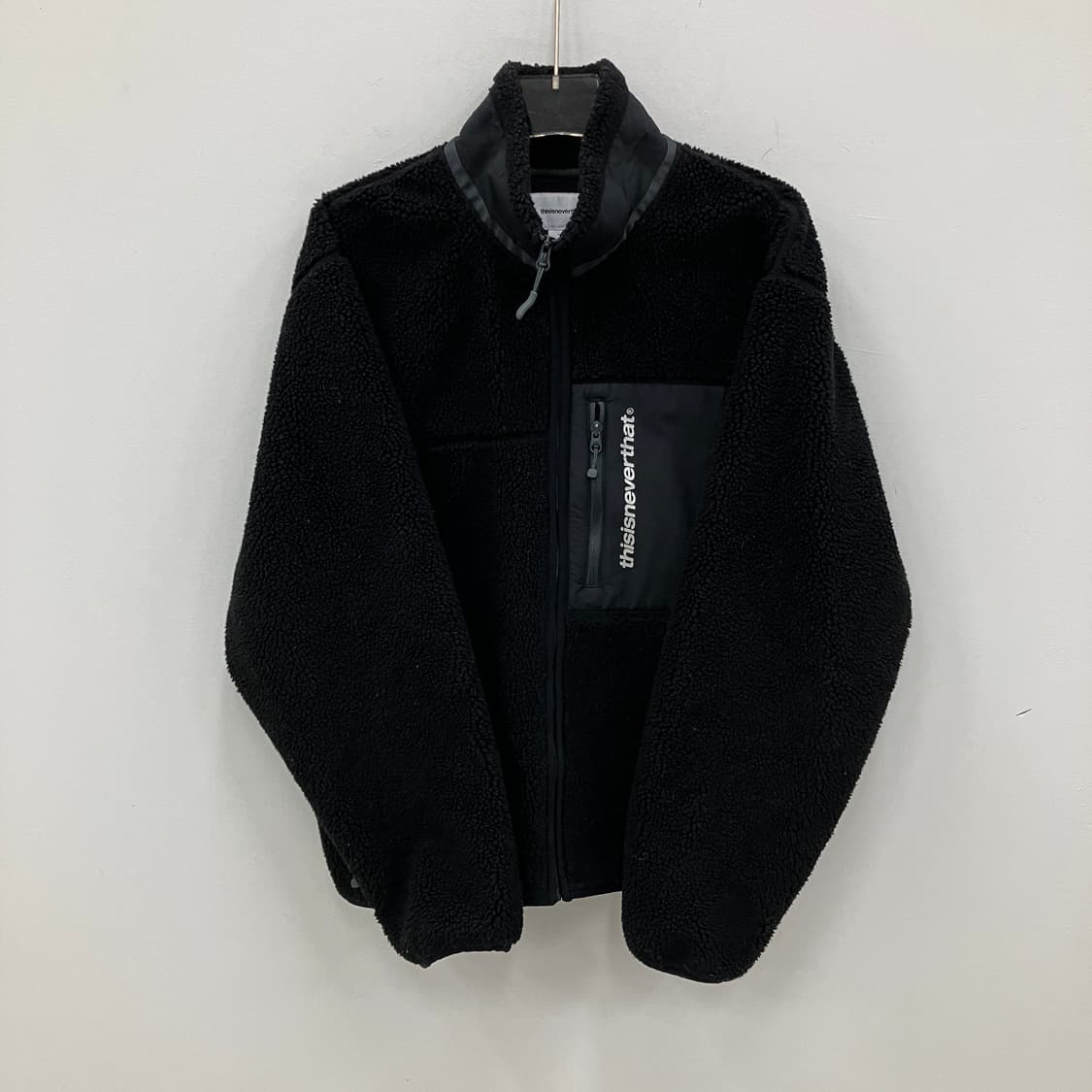 디스이즈네버댓 블랙 플리스 자켓 L 상품이미지1