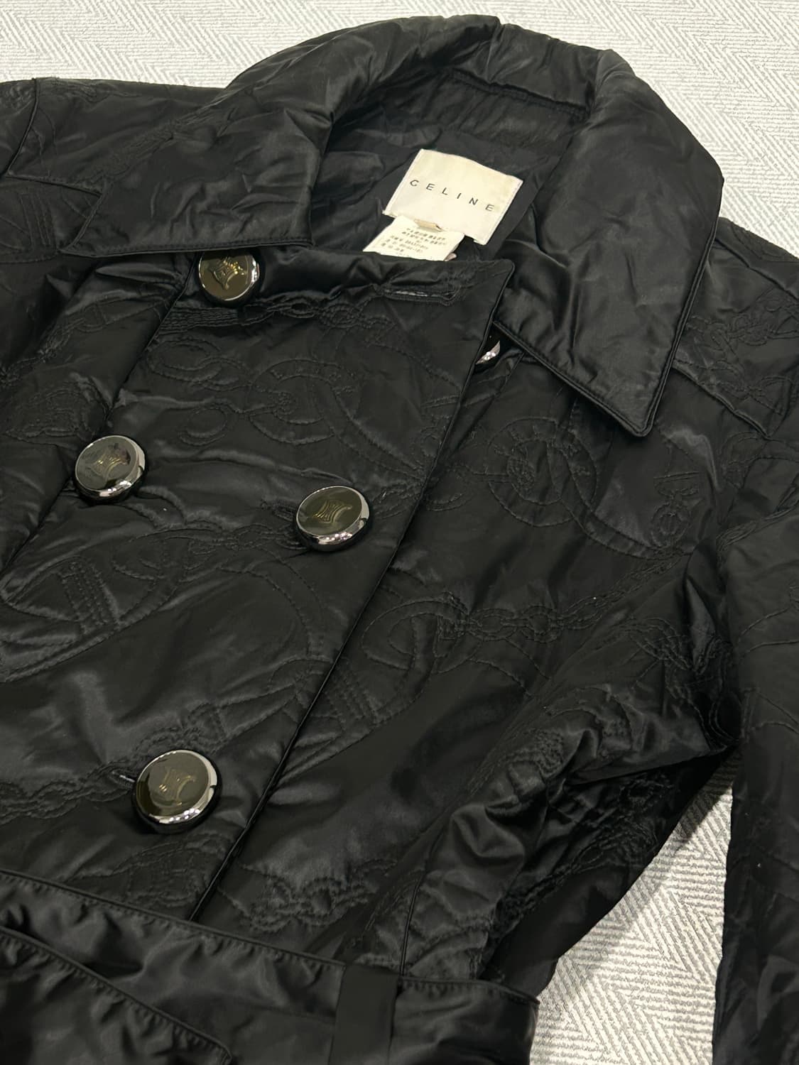 셀린느 퀼팅 블랙 벨티드 패딩코트 66 상품이미지6