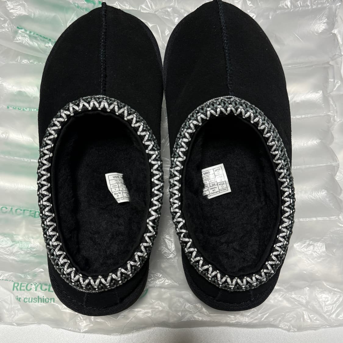 어그 타스만 블랙 240 상품이미지5