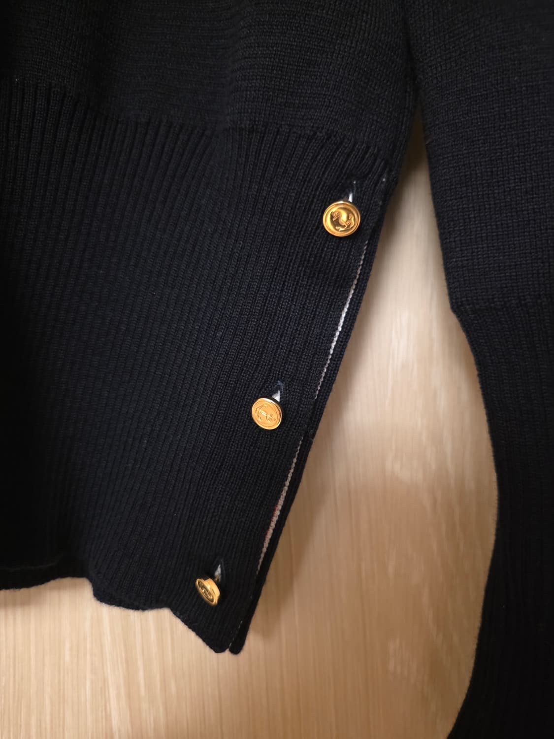 [55-66사이즈] 여성 톰브라운 밀라노스티치 금장 니트 3버튼 0사이즈 상품이미지2