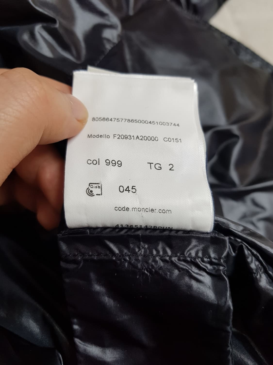 몽클레어 세리뜨 세리떼 패딩 블랙 상품이미지10