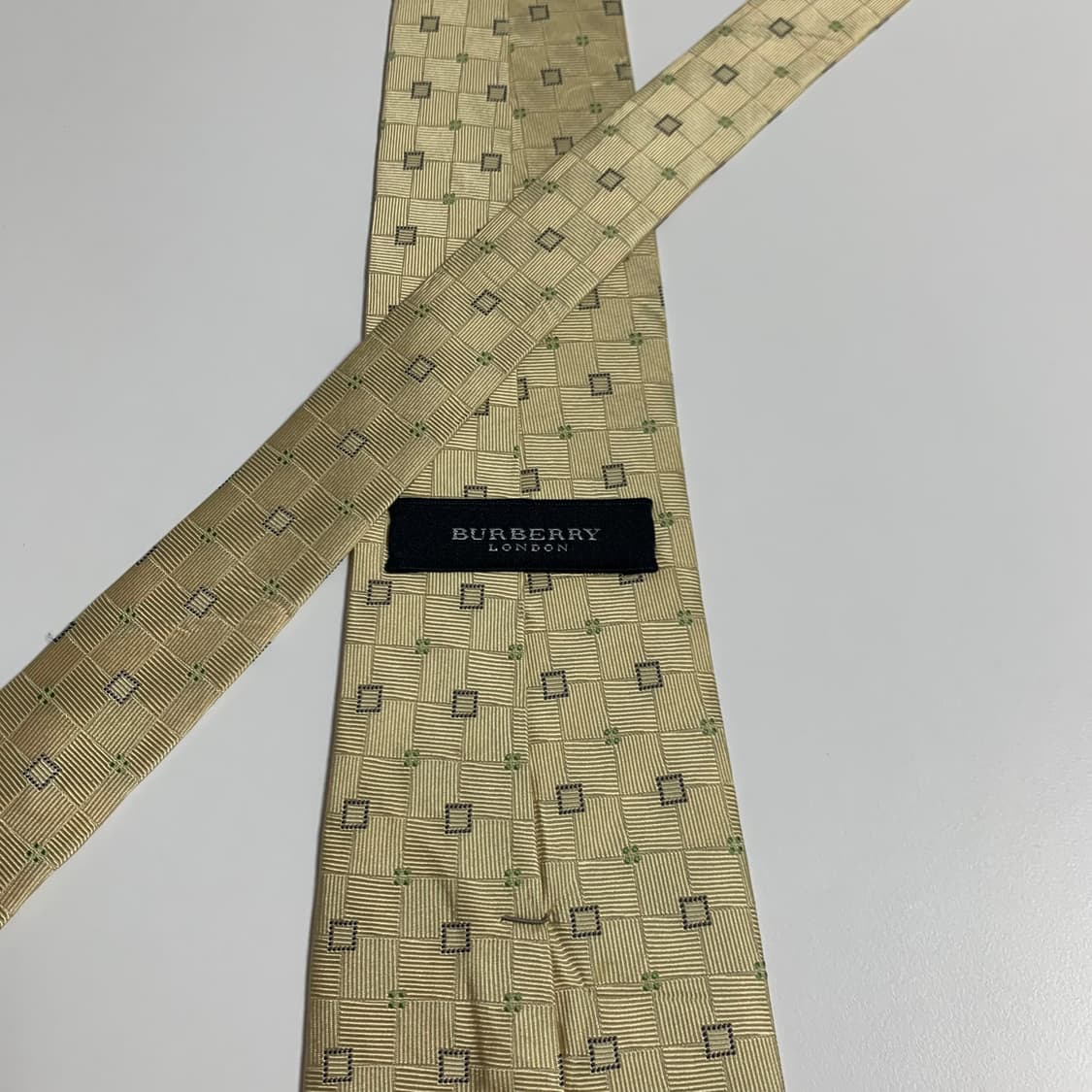 버버리(BURBERRY) 명품 100실크넥타이 A+등급 심플로고 상품이미지5