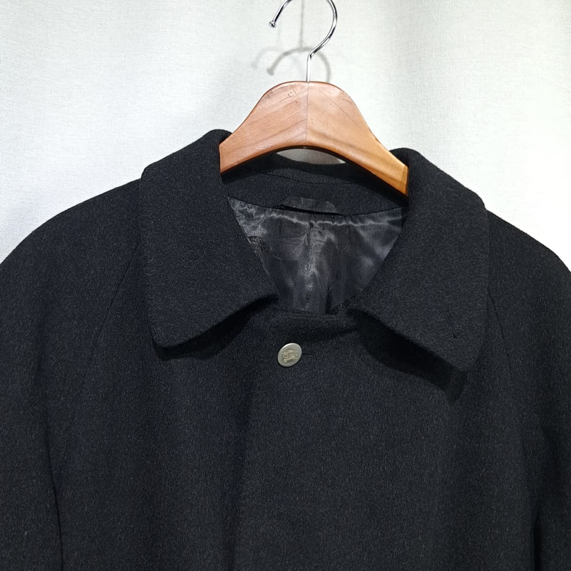 CL286 L 버버리 90s 독일판 울 히든버튼 블랙 코트 상품이미지2