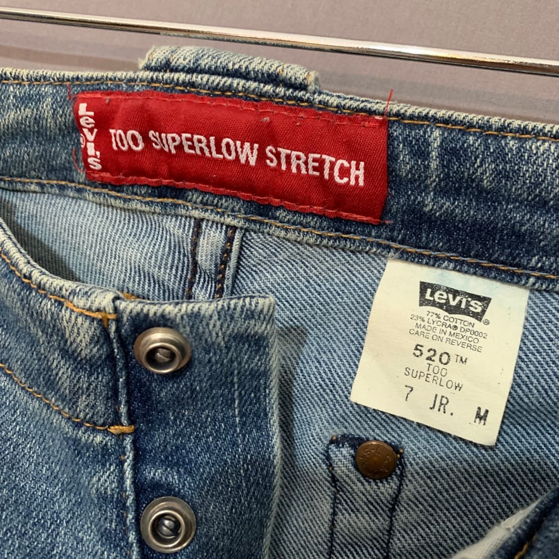 28인치 리바이스 520 로우라이즈 부츠컷 빈티지 스판 데님 청바지 상품이미지5