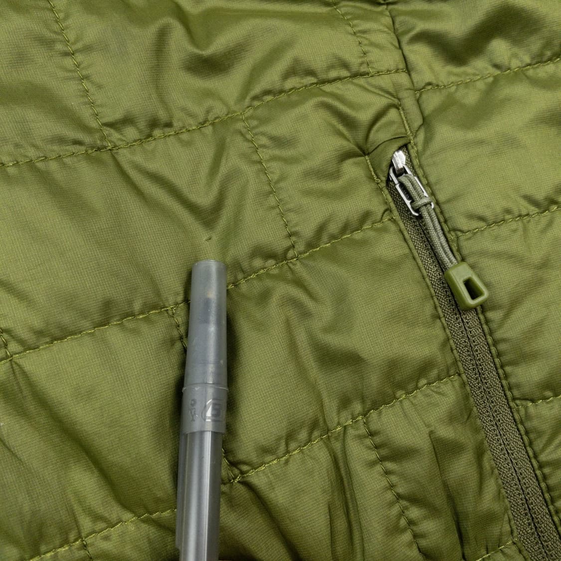 파타고니아 나노 퍼프 후디 경량패딩 세이지 카키 상품이미지10