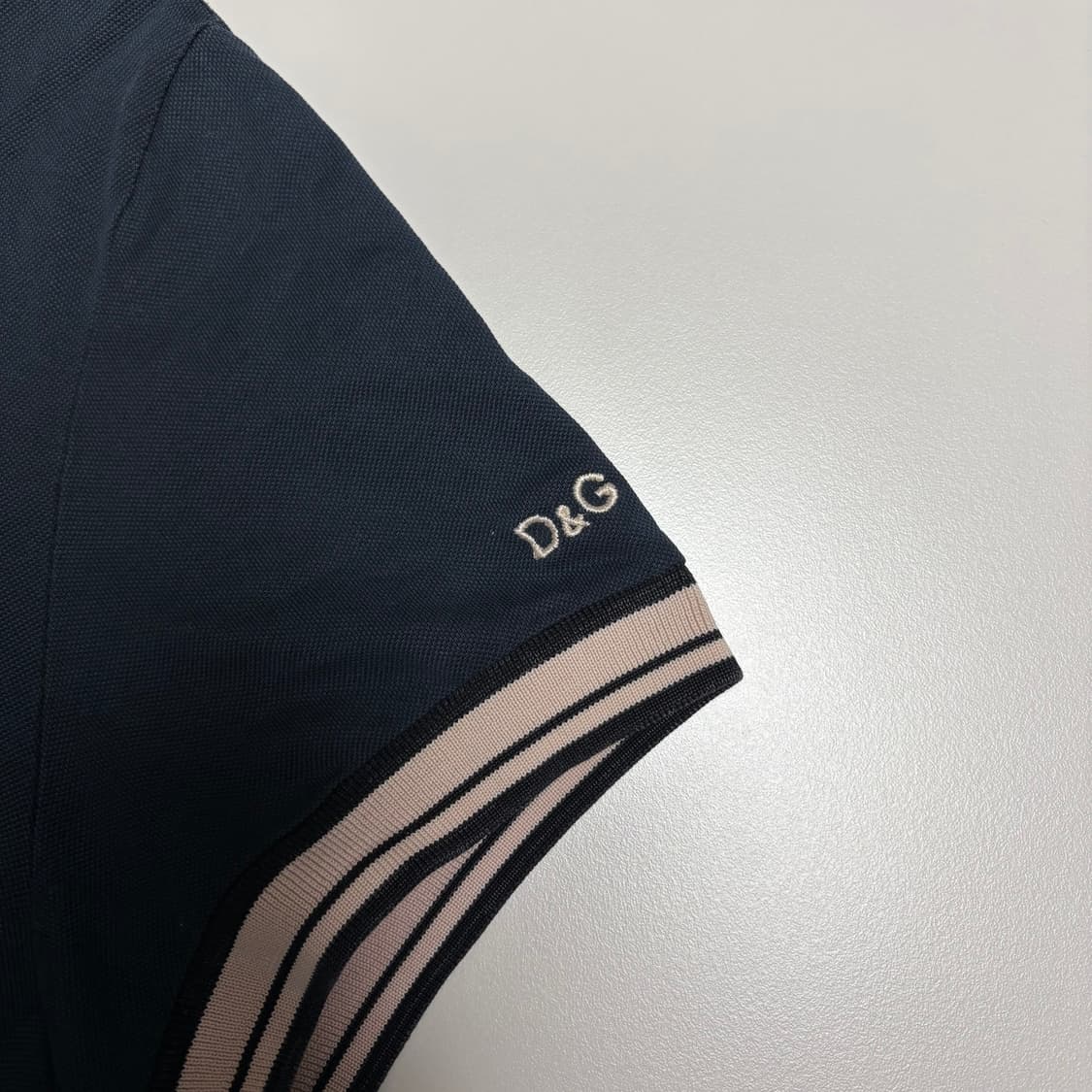 D&G 돌체앤가바나 배색 카라 PK 반팔 티셔츠 상품이미지3